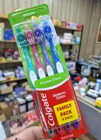 عرض الجمعة بكج فرش الاسنان العائلي كولجيت الاصلي السعر ١٠ الف فقط للحج...