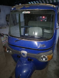 ورحمه الله وبركاته للبيع او مراوس بستوته نضيفه تكتك بياجو موديل 19شغال...