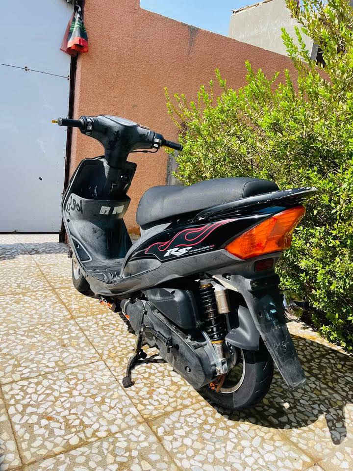 ماكس للبيع  بيه تزويد مكينه ٥٥بلاد. كلجات امامي خلفي رياضي دبلات امامي خلفي رياضي قابقه كور صالنصه يدات بريك شوته ٤ولفات قطره دهن قبق جوزه  ويل نجمه ذهبي  
مكان حله ورديه  السعر خاص ***********
