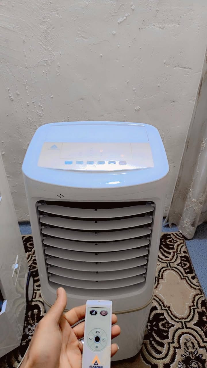 السلام عليكم مبردات كمفيره النوعيه الحافظ نظافه 90% سعر القطع 150,000 العنوان بغداد ***********
