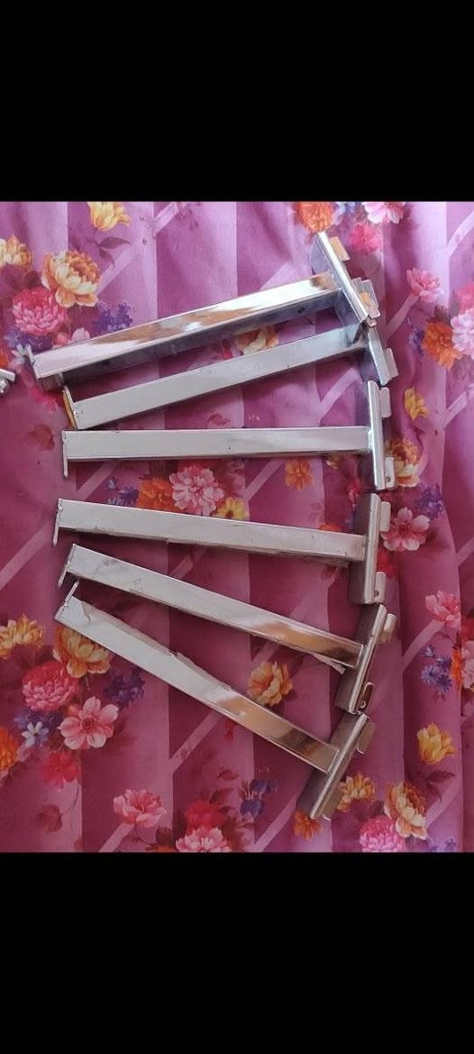 ٦ حامل رف  سعر القطعه الف دينار 
٣٦ شوكيه  سعر القطعه الف دينار
١٢ مسطره ٢ متر  سعر القطعه ٢٥٠٠
رفوف جام
٦ قطع متر  الرف الواحد الف دينار
٣ قطع متر و ٦٠  الرف الواحد الفين دينار
المكان موصل للتواصل مراسلة الصفحة


**إذا كنت صاحب هذا الإعلان وتريد حذفه لأي سبب، رجاءا أرسل رسالة إلى الدعم الفني**