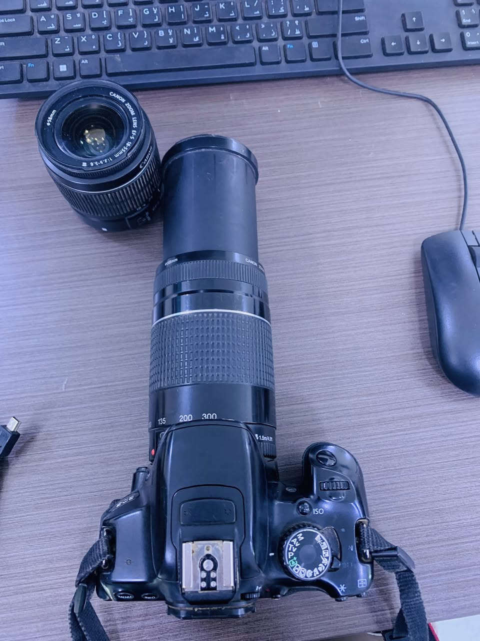 كاميرا كانون d650
مع عدسه 55-18 و 200-70
مع شاحنه و بطاريه و رام 16g
فقط الفلاش عاطل 
بسعر ٢٠٠


**إذا كنت صاحب هذا الإعلان وتريد حذفه لأي سبب، رجاءا أرسل رسالة إلى الدعم الفني**