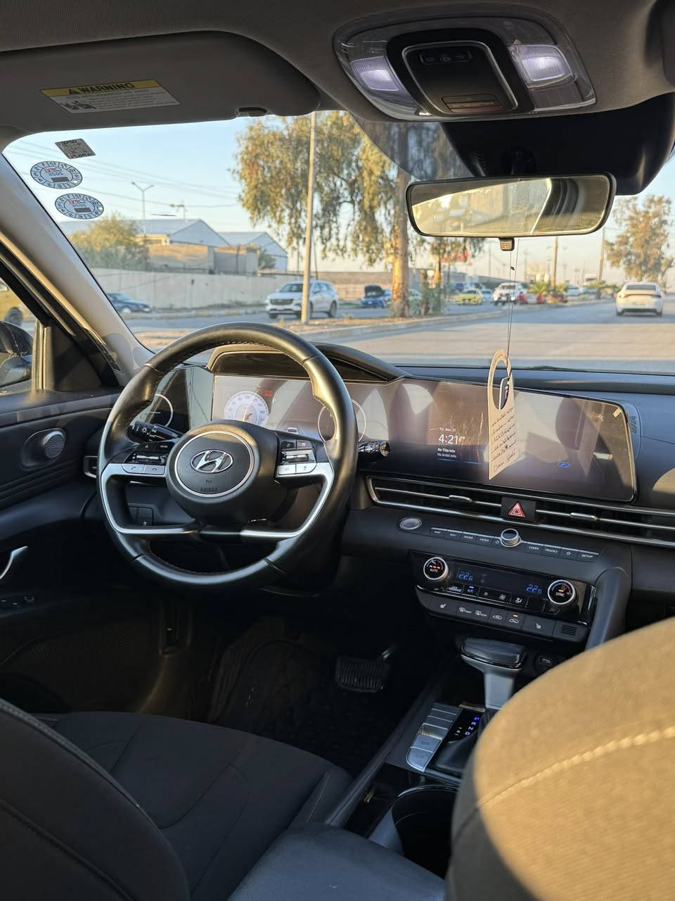 النترا 23 sel plus 

بيها جاملغ ع بارد فقط بدون تبديل بدون صبغ 

ماشية30 الف كيلو 

التواصل 
***********
