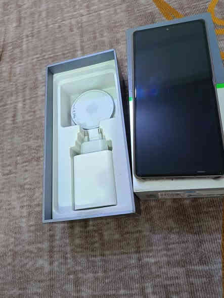 جهاز انفنكس نوت 50 برو جهاز جديد بالكارتون صاله 20 يوم من مفتوح
جهاز بطاريه 5200 
شاحن 90wبلاضافه شاحن لاسلكي 30w
عشوائية 16
ذاكره256
كامره قويه
الجهاز زلغ مابي حاله حال الجديد سعره 250 وبي مجال بسيط 
***********
