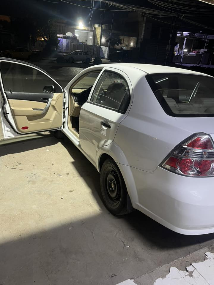 س.ع شوفرليت افيو للبيع سونار موجود تحويل مباشر سنويه ٣١السعر ٧٨وبيه مجال رقم ***********الاثير ***********
