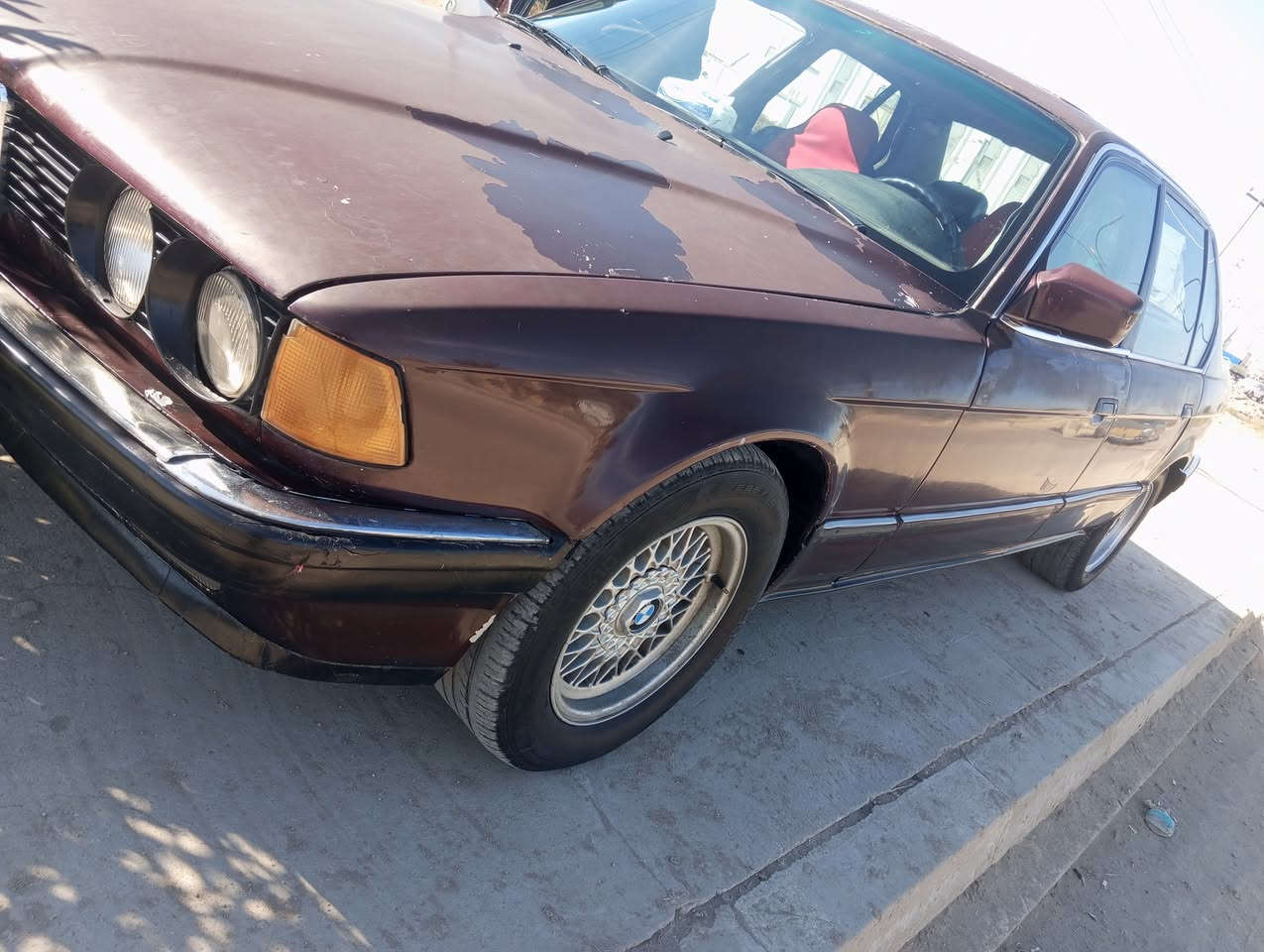 اسلام عليكم بي ام سياره جاهزه من كلشي كير مكينه اكسن حداديه كله مكفول سياره خير من الله سياره حائز ثالث رقم راعيهه ضيعته مكاني ناصرية الشراي ينتصل وبخدمته السعر. 26  وبيها مجال للشراي ‏‪*********** ;‬‏.
