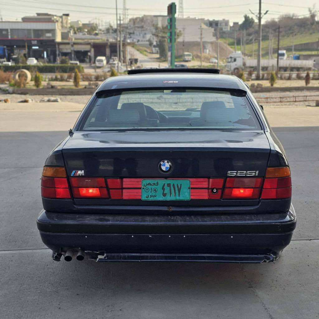 بیئێم مودێل 520مەکینە فەل سەیارەکە گێرومەکینەو تەقەو رەقەی بەشەرتە سەنەوی کەسکە تەحویل وەکالەی بەشەرتە پەمپ عامە لۆجوانی  بێ لێدانە سعری 33مەعامەلە أربيل, العراق


**إذا كنت صاحب هذا الإعلان وتريد حذفه لأي سبب، رجاءا أرسل رسالة إلى الدعم الفني**