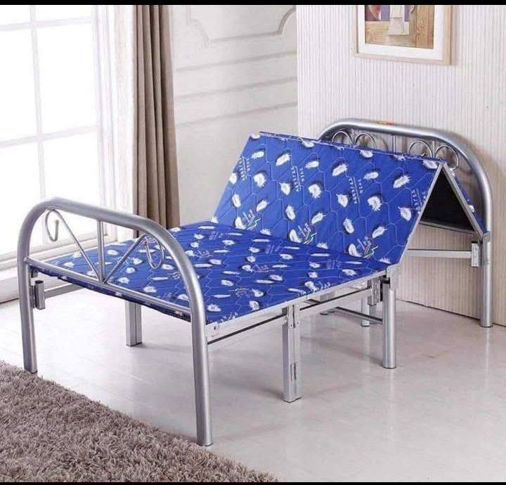 جرابي حديد نفر تطبك بي الوان شقل درجا اولى يوجد توصيل لحجز رقم واتساب 📞 ***********
