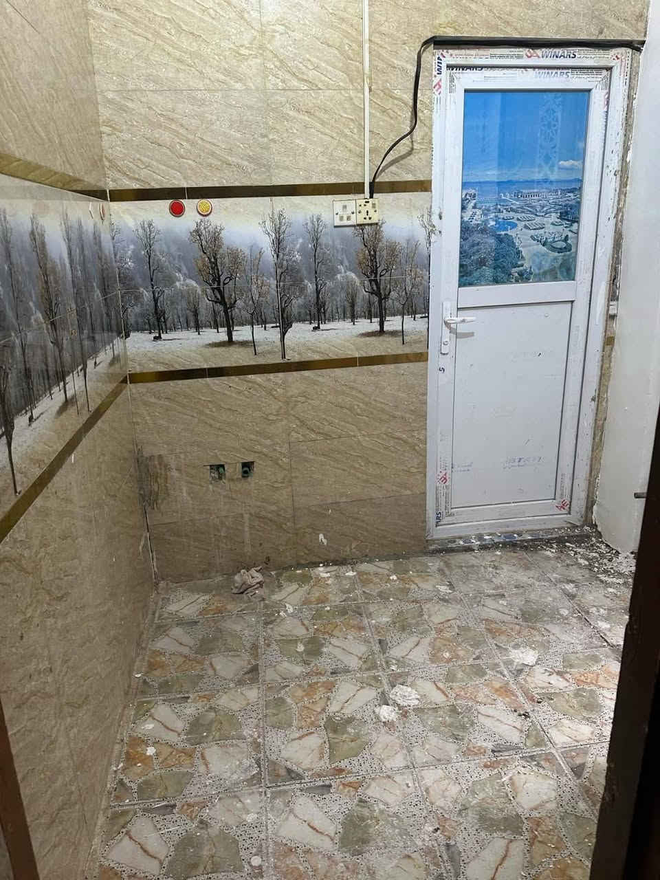 بسم الله الرحمن الرحيم 
بيت للايجار 70م  
نجف حي المهندسين  يحتوي ع  غرفه جبيره ومدخل وحمامات ومطبخ وطارمه ٠
سعر الايجار 250الف
الماء والانترنيت والكهرباء على صاحب البيت ✔️
@إشارة


**إذا كنت صاحب هذا الإعلان وتريد حذفه لأي سبب، رجاءا أرسل رسالة إلى الدعم الفني**