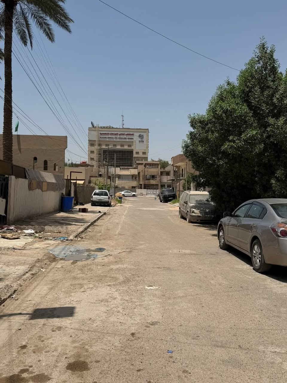 قطعه ارض للبيع 🧿 
موقع///  شارع فلسطين محله 504 حي المستنصريه 
المساحه الكليه //  150 متر 
الواجه ///        6 متر 
النزال ///         25 متر 
الموقع راقي ومناسب لبناء دار سكني أو مشروع استثماري صغير.
إذا عندك أي عقار حاب تعرضه للبيع أو للإيجار، تواصل ويانا على الأرقام الموجودة: ***********  ,  ***********
عدنا طرق عرض مميزة من خلال تطبيقنا العقاري، ويشمل ترويج مستمر لكل العقارات المعروضة.
