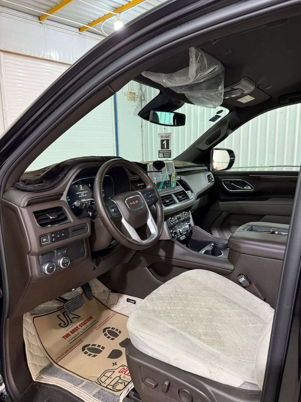 جي ام سي يوكون 2024 ماشيه 27,000 كيلو السياره خليجي كفاله عامه مغلفه ppf طافي ومسويها بلاك توب السياره نظيفه حلوه وخسران عليها هواي موصفاتها SLE  سعرها 5 دفاتر و40 ورقه يعني 540 للاستفسار *********** مكاني البصره
