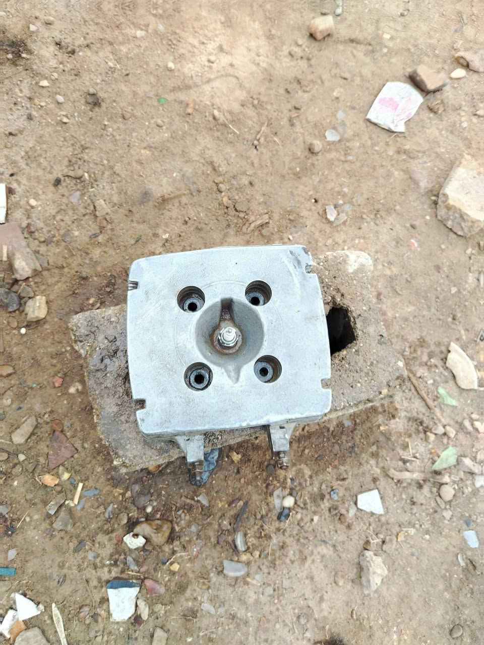 للبيع موجود توصيل اتصل على ***********
