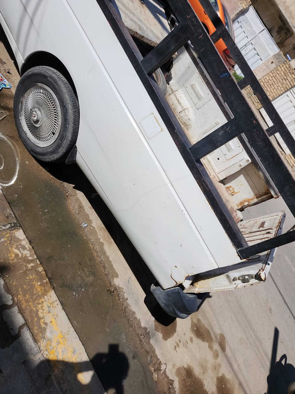 سيارة بيكب اريدو 2016 سيارة بيهة منضومة غاز وبديهة مطول مثل ما موضح بلصور يحتاجلهة بعض التعديلات بيهة ونة ب الكير بس ما مأثرة علسيارة ووين متريد اطلع بيهة سنوية انتهت بنهاية شهر 12 هذا  للبيع او الامراوس السعر 27 ورقة للاستفسار الاتصال على الرقم *********** مكاني كوت
