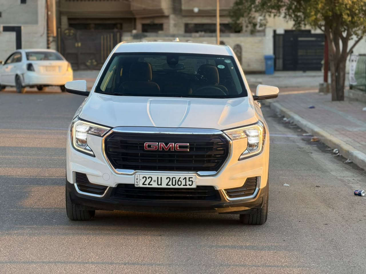 مكلف بالنشر
-
جمسي تيران موديل 2024  مرقم أربيل هزه وفحص وترقيم جديد تحويل بأسم المشتري
السيارة وارد امريكي نص مواصفات 
بصمة تشغيل / بصمة ابوب / تشغيل عن بعد
تبريد قطعتين / شاشة / كامرا خلفية دواره
تحكمات استيرن جهتين / رادارت امامي وخلفي وجانبي-
 مواصفات SLE  . السيارة ضررها جانبي 
تبديل 2 باب جهة الصدر 
السيارة بجمها كبس بلادي بوضع الشركة برغي ما مفتوح بي 
ايرباك فقط برده 
بغداد حي الجهاد الاطباء
*********** 
واتساب متوفر او الاتصال عالخط
سعرها 193 ورقة
