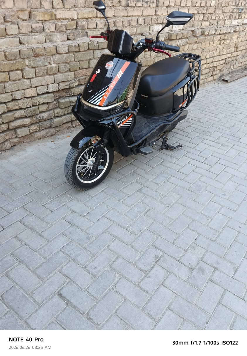 سلام عليكم دراجه شحن ست بطاريت جدد أم الباركود ويل كب تاير جبير دراجه نشطه و سريعه عنوان قرب ساحه الشهداء سعر ٧٠٠ قفل  ***********
