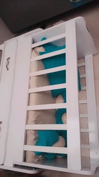 للبيع • مستعجل • اثاث اطفال