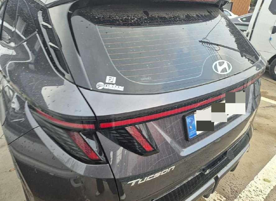 السلام عليكم توسان ان لاين
موديل 2025 هايبرد
فول ما عدا فتحة سقف 
واصل للبصرة 
***********
