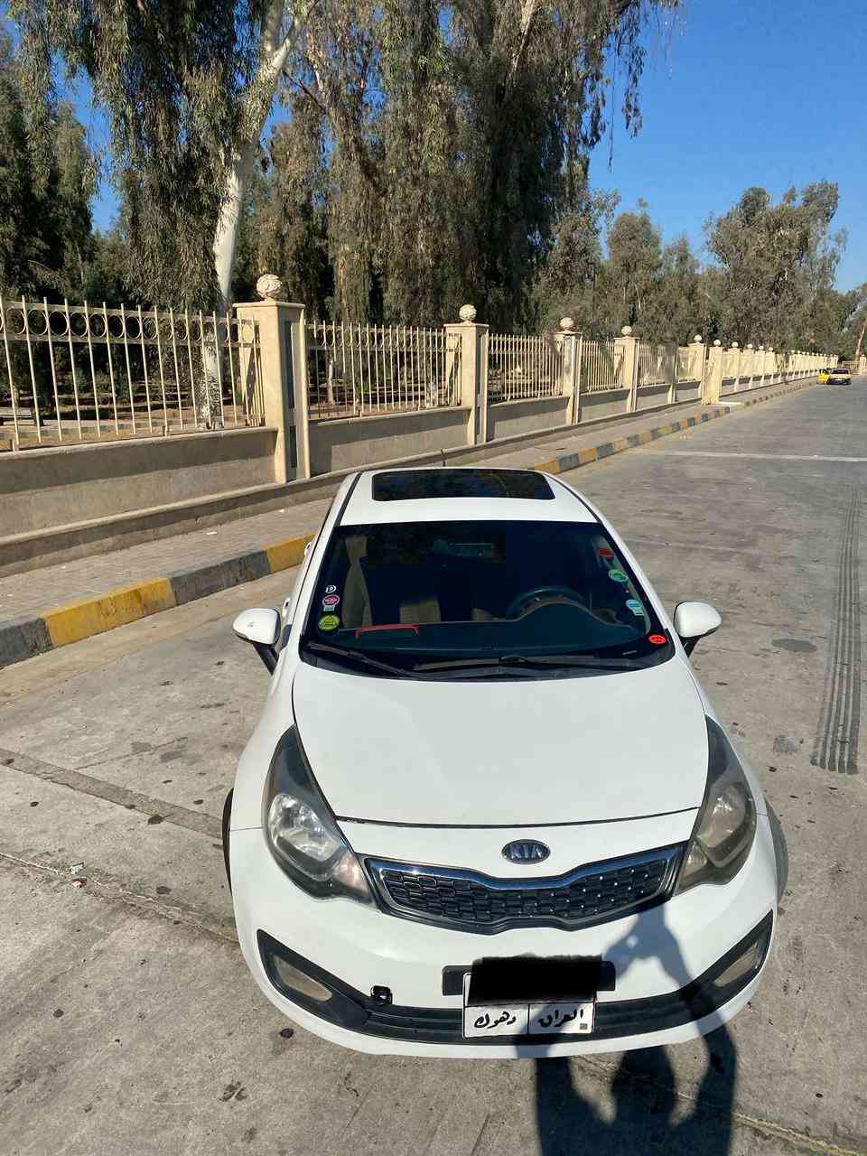 السلام عليكم
كيا ريو 2014  خليجي فول 
محرك ١٦٠٠
تحكم ستيرن جهتين 
حساسات امامي خلفي 
اشاير بالمري
مري شفط 
شاشة 
كامرة 
كير مكينة تبريد بشرط
بيها ٣ قطع صبغ 
السعر ٨٥ وأبيها مجال بصيط 
شرط التحويل
الشراي يتصل ***********
