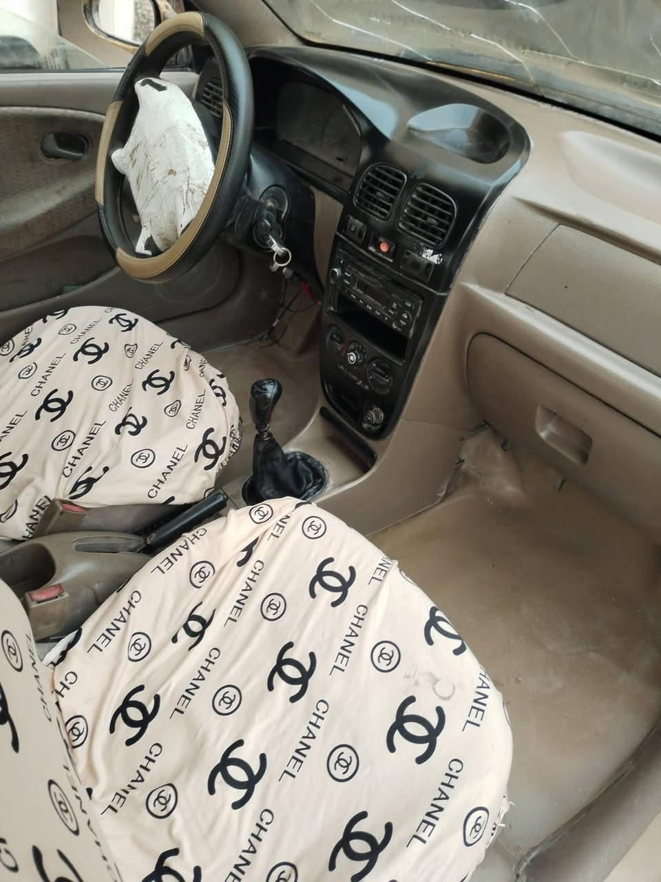 سلام عليكم كيا ريو ٢٠٠٢ بغداد البياع سويب السعر ٢٢تلفون ***********
