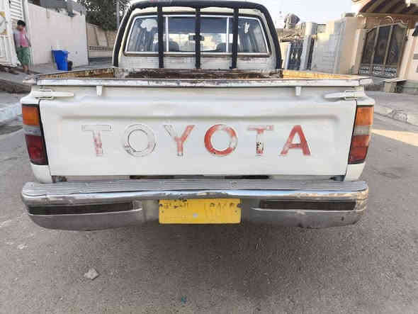 سلام عليكم بيكم 89 للبيع بلاديه بدون صبغ بس تكحيلات بسيطه تخم تايرات السياره حلوه جاهزه كير محرك شاصي كفاله عامه رقم كركوك بسمي السنويه 16 ساقطه السعر 45 الاستفسار ديالى جلولاء رقم الموبايل ***********
