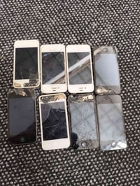 آيفون ٤ • قطع غيار • فحم