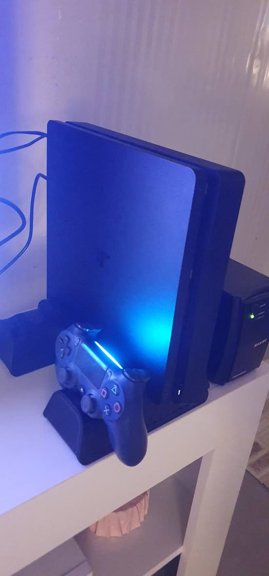 سلام عليكم بلي فورسلم نص تيرا مهكر  بي فقط بيس منزله تكدر تنزله اي لعبه مع يوبي اس جديد وستاند ويده اصليه  للبيع مكاني بغداد الدوره سعره 260 وبي مجال


**إذا كنت صاحب هذا الإعلان وتريد حذفه لأي سبب، رجاءا أرسل رسالة إلى الدعم الفني**