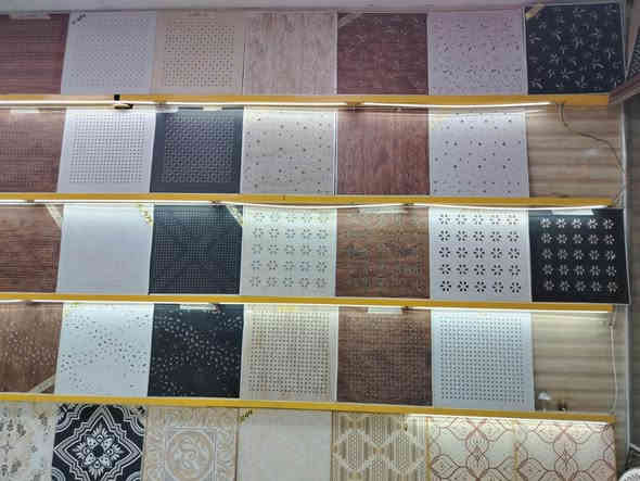 سقف ثانوي بلاستيك و بورك مثقب 
يوجد مفرد وجمله 
يوجد توصيل داخل البصره فقط 
هاتف *********** البصرة
