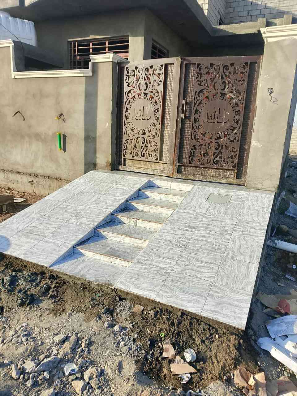 السلام عليكم خلفه سيراميك متفرغ جدران ورضيه ***********
