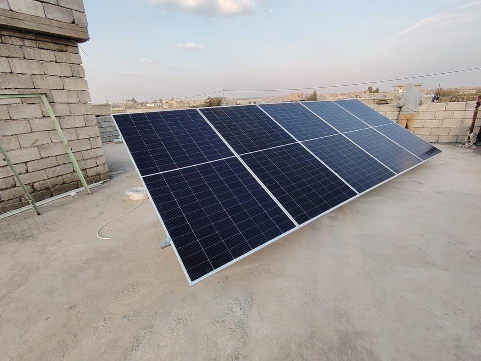 🚨 تخلص من انقطاع الكهرباء نهائياً! 🚨
تم بعون الله تجهيز منظومة طاقة شمسية متكاملة للمواطن:
👤 حسام جمعه حجاب
📍 ناحية الزوية
⚡ مواصفات المنظومة:
🔹 5 ألواح هيستا الأصلية عالية الكفاءة
🔹 بطارية فلستي 10 كيلوواط قوية
🔹 انفرتر 6KM حديث
✅ تشغيل مستقر للكهرباء
✅ توفير كبير في المصروف
✅ أجهزة أصلية مع ضمان حقيقي
✅ تركيب احترافي بإشراف مختصين
💰 الدفع متوفر نقدي أو تقسيط مريح
🏢 شركة المجد للطاقة الشمسية
👤 مدير الشركة: حذيفة البو حسيب
🚚 نخدم جميع محافظات العراق
📞 راسلنا الآن واحجز منظومتك قبل ارتفاع الأسعار!
#الطاقة_الشمسية
#المجد_للطاقة_الشمسية
#تقسيط
#كهرباء_بدون_انقطاع


**إذا كنت صاحب هذا الإعلان وتريد حذفه لأي سبب، رجاءا أرسل رسالة إلى الدعم الفني**