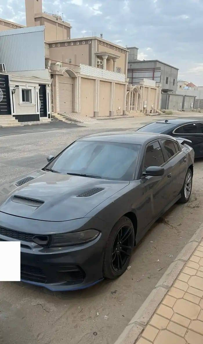 السلام عليكم ورحمه الله 

للبيع جارجر موديل 2017 اصلها

فئه GT اصلها بلادي 

رقم سليمانيه الجديد باسمي شخصيأ

السيارة وارد كندي وكاله سابقأ مكفوله عام

ابيع على حادثها موظح الصور يمك

بدون اي داخل وباقي سياره كفاله 

كير ومكينه بشرط اتعهد بيهم

السعر (( 75$ ورقه وبيها مجال بسيط

الاستفسار اتصال او وتساب رقمي 

***********
