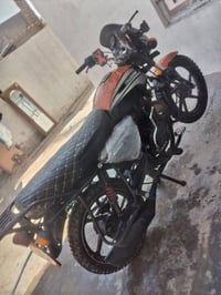 بي ام • موديل ٢٠ • نضيفه