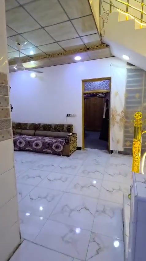 100متر مربع للبيع مقابل قريه الغدير ***********
