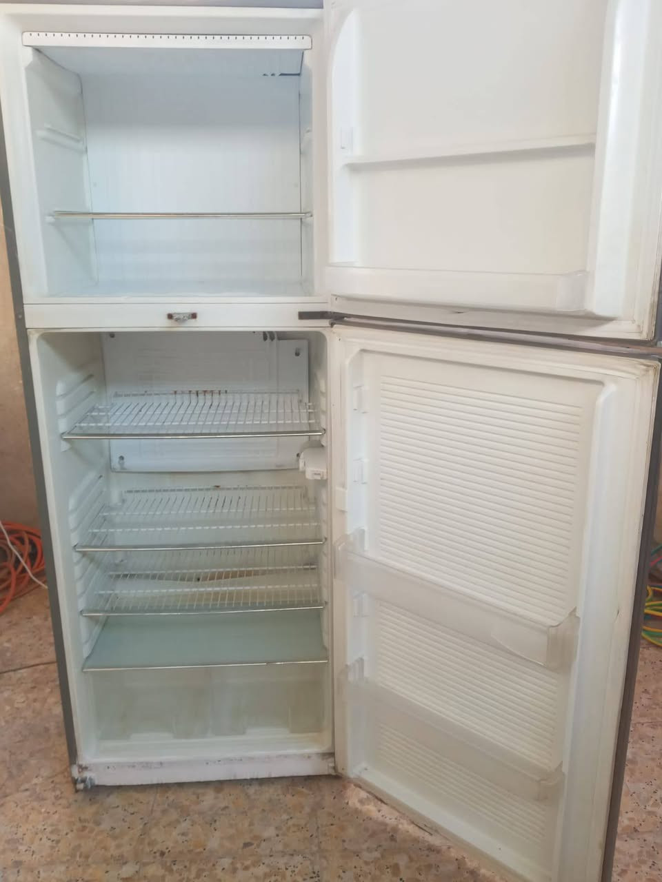 سلام عليكم عيني عندي ثلاجه كرافت للبيع نضيفه ١٨ قدم ثلج وتبريد خير من الله عنوان حي اور السعر 160


**إذا كنت صاحب هذا الإعلان وتريد حذفه لأي سبب، رجاءا أرسل رسالة إلى الدعم الفني**