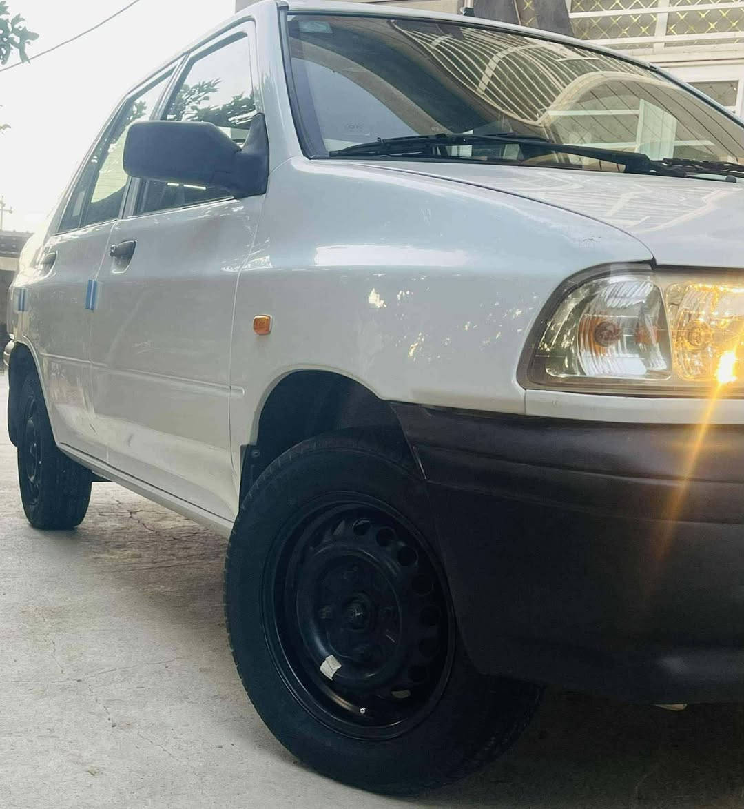 السلام عليكم سايبه موديل ٢٠٢١ سياره نضيفه مكفوله بس من عده بيه لستيك والف سياره  كير تبريد تتفئه كله مكفول سياره تشتغل وخير من الله  العنوان كربلاء شارع الدره يم مجمع الجوهره السكني*********** سعر 63 بي مجال قليل
