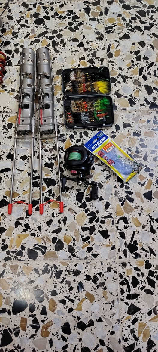 انطوني بيهن سعر يرضي الله وضميرك  وما ارجعك شلعه وحده كلهن
1 عصا قبضه متحركه طول 360 

2 مكينه حجم 10 الالف ماركة AQ   

3 مكينة اوفر هيد 

4 ستاند ضارب 

5 علبة خداعات ناعمه 

6 كركور مفتوح وفيدر شبجه وستاند سبرنك  مجانا ويه الغراض
#التواصل #واتساب ***********

