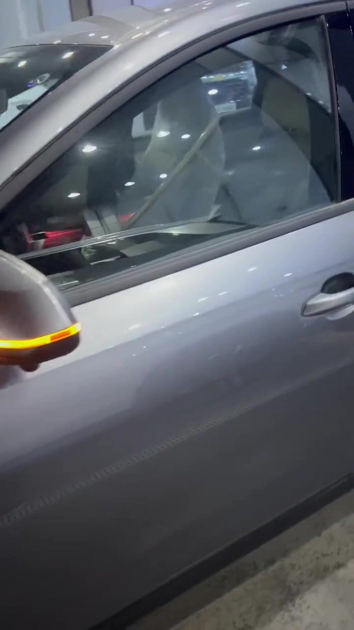 🚘✨ تعلن شركة يونس العتابي عن توفر
🔥 BYD Qin Plus 🔥كن بلاس

اللون الرصاصي (سموكي) الراقي مع داخل عسلي فاخر

***********

📌 المواصفات:
✅ كشن كهرباء
✅ 4 كامرات
✅ ويل كروم
✅ كير طيارة
✅ داخل عسلي أنيق
✅ سيارة مميزة وفخمة

⭐ الوحيدة في معارض البياع
ومن أصل ثلاث سيارات فقط موجودة في بغداد

📍 بغداد – معارض البياع – الشارع الرئيسي

📞 ***********

شركة يونس العتابي
ثقة وأسعار تنافسية دائماً 🚗
