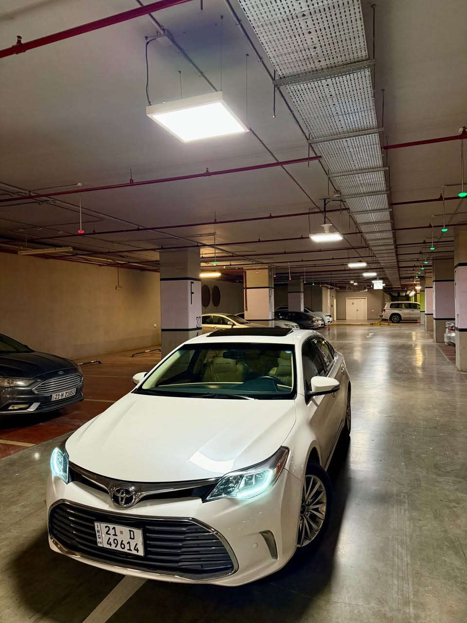 Avalon 2016
رقم.  ***********

تويوتا افلون ٢٠١٦ خليجي شركت سردار فول فول ١/١ 

سيارة مكفوله كفاله عامه
بدون بارد بدون صبوخ
سياره جديد جديد

سيارة بسمي تحويل غرامه نفس يوم 
محرك ٦ سلندر ٣.٥ برغي ممفتوح 

مواصفات ١/١ 
بصمة 
فتحه  
كشنات جلد و كهرباء و خزن 
كشنات تدفية 
شاشة كبير 
شفت ستيرن 
داخل اصفر 
بعد بعد 

محرك گير بشرط
صدر حداديه تخم تايرات جديد 

مكان سيارة سليمانيه
رقم.  ***********
سعرها ٢٤٠$ السليمانية, العراق
