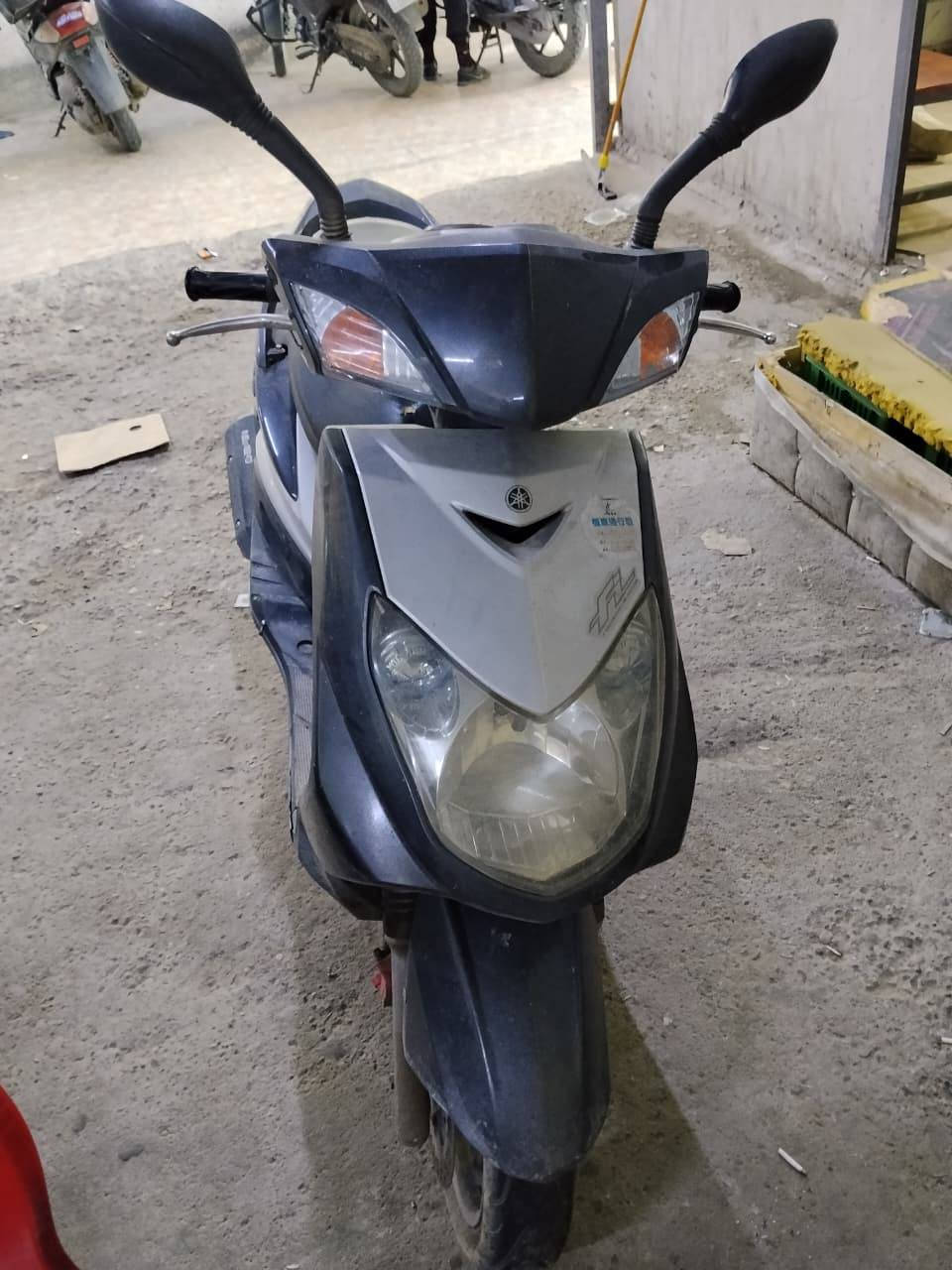 سكنس للبيع مكفوله برغي مامفتوح سعرها ٩٠٠ مكاني الشعب ***********
