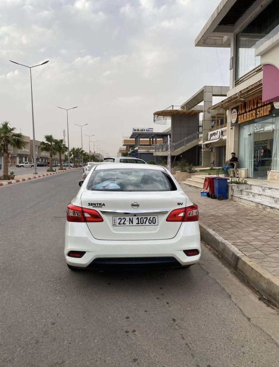 السعر قفل 125 سينترا 2024 من الوكالة بدون صبغ بدون تعديل ع ايدي كلين مو من المعارض سيارة بلسنويه سنترا مو مثل مال معارض مكتوب ليفان لو سليبي لا هاي اصل سنترا من الوكالة ومواصفاته مو نفس الي بملعارض سيارة خليجي كشنات جلد بلادي مال شركة ويه الابواب هم جلد اسود  رقم اربيل للبيع بسعر مناسب او مراوس ب 7 راكب حصراً
 اخذتها من وكالة نيسان صفر قبل سنه بيها ضمان  3 سنوات    
سيارة 4 سلندر
 كشنات جلد + شاشة + بلوجكتورات
نضام ايكو اقتصادي
نضام اوتو ستوب اقتصادي
الهزه لحد 2027 
سيارة اقتصادية بشكل وتبريدها ثلج وتدفئة فول سيارة حيل نضيفه على ايدي متحتاج مصرف ربع دينار 
مكاني اربيل ***********
