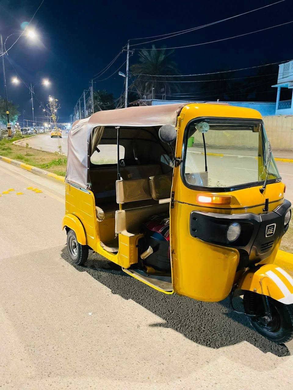 تكتك للبيع
المديل 2020
بدون قطرت صبغ
مكينه جديده لاتنقيص ولاتبخير
رقم انكليزي باسمي
العنوان كربلاء اطوريج
السعر 6و500وبيها مجال
الرقم : ***********
