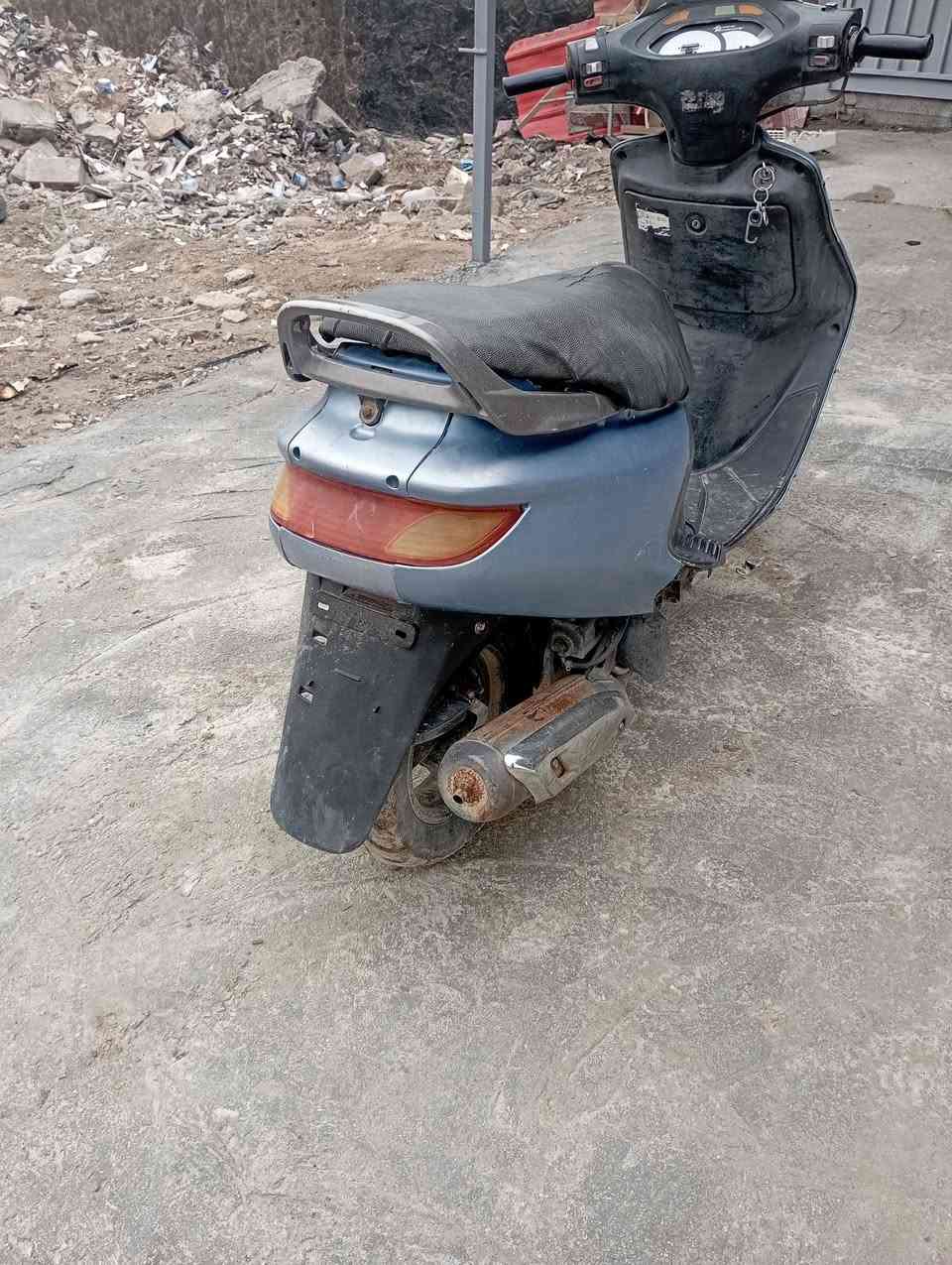 السلام عليكم دراجه فراشه للبيع محرك ما مفتوح كهربائيات كلها شغاله دراجه حلوه المكان بابل الحمزة الغربي السعر 300وبيه مجال للشراي للاستفسار ***********
