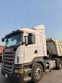 سكانيا 2007 مكينه انجكسن  كير كهربائي تخم تاير مربوطه راس قاطره 3لوحات...