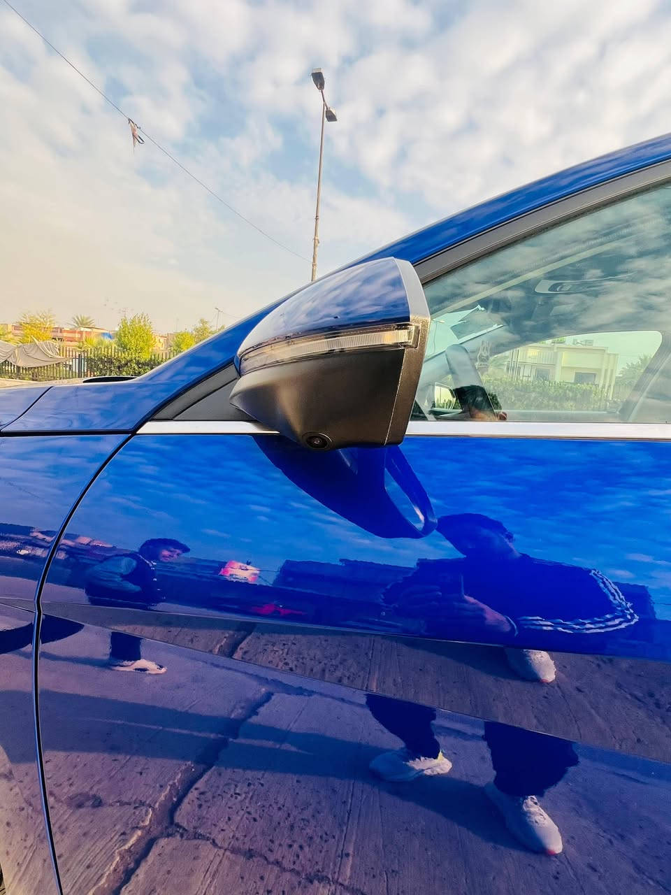 سلام عليك لبيع الانترا فول مواصفات لمتدزيروماشيه٤تالف مرقمه بغداد سياره جديدة رقم ***********
