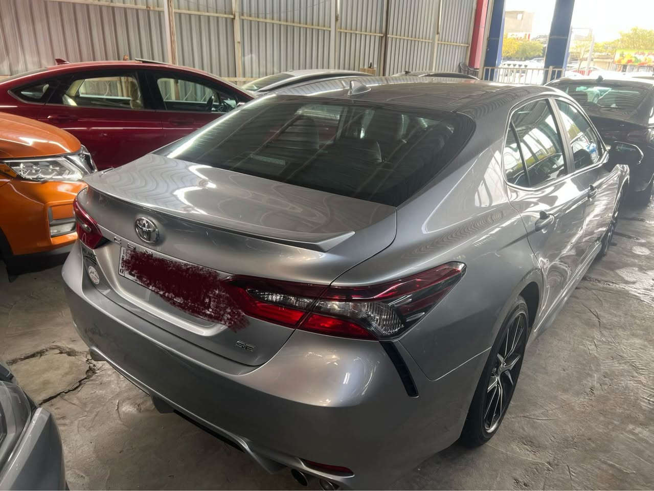 سلام عليكم..

تويوتا كامري 2023 

مواصفات SE 

الضرر  /  شبرين تعديل بارد جامرلغ الخلفي فقط

بصمه كشنات جلد .. 

رقم صاحب السيارة / *********** كركوك, العراق
