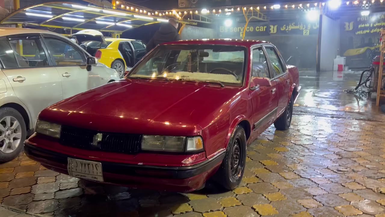 السلام عليكم اولدز موديل 90 السياره جاهزه ترايه بصرها مكينه وكير بلادي  مصبوغه عام جماليه السعر 40 وبي مجال  ***********
