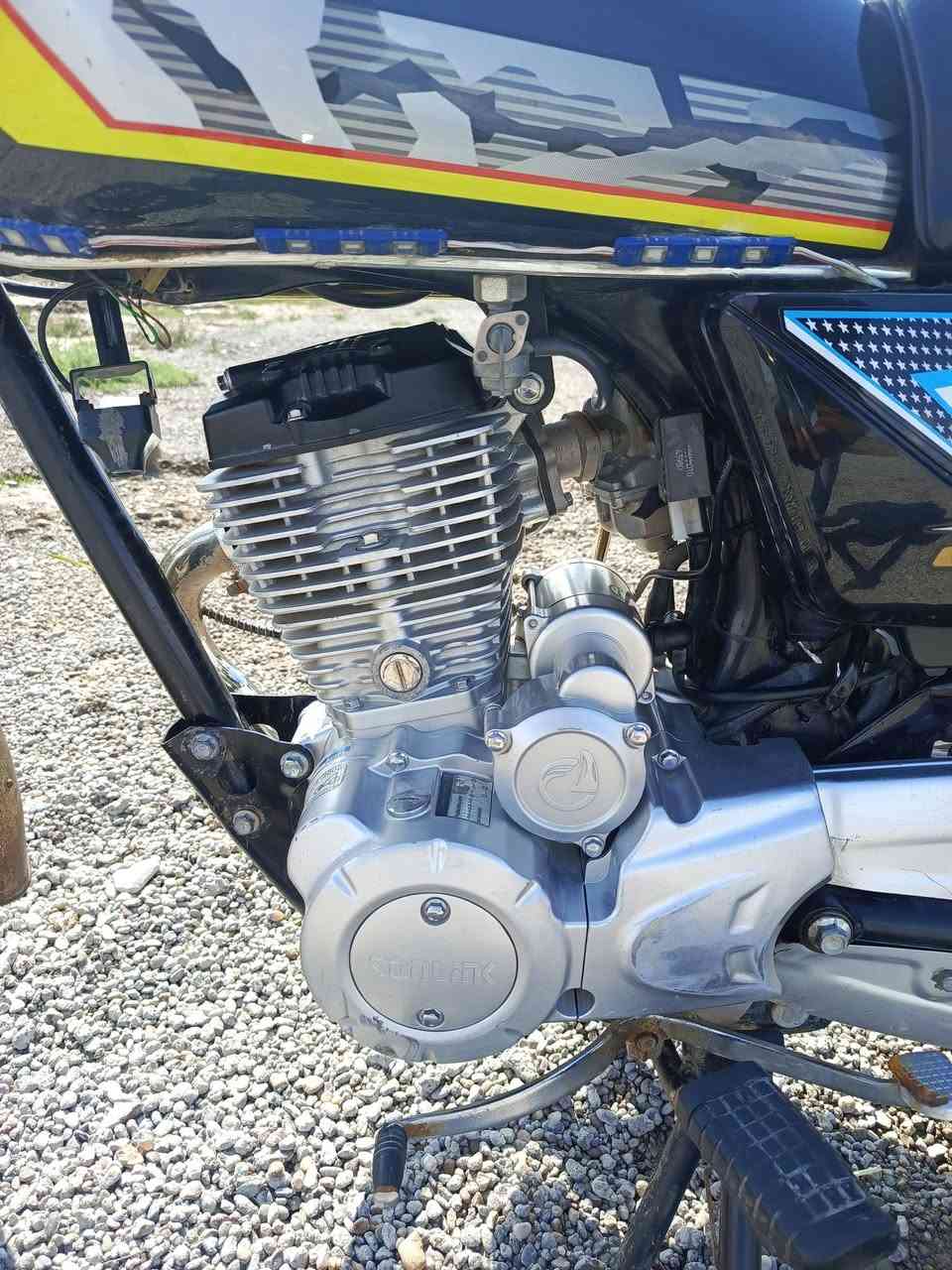 للبيع دراجه ايراني سولنك موديل 24 نازله بل 25 محرك  150  مكفول سبانه ماممدود عليه مابيه نقص برغي صالنصه كاتم كهربائيات شغاله اوراق منفيس موجوده السعر 750 وبيه مجال المكان الكرمه المو شراي لايتعبني  للاستفسار  ***********
