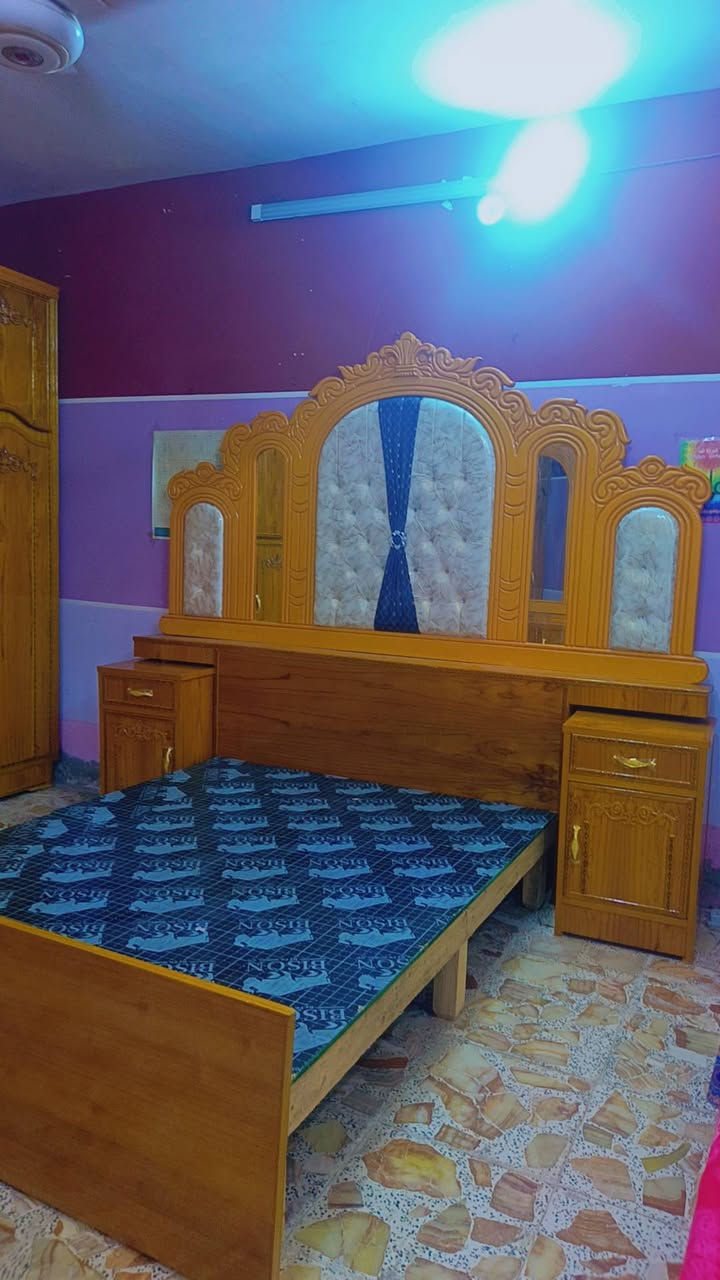 السلام عليكم
غرفه للبيع ملاحضه الغرفه جديده غير مستخدمه صاج داخل وخارج كامله طبعآ بالحقيقه احلا من التصوير  عنوان بابل ورديه خارج   سعرها   ((  مليون و٣٥٠  )) للاستفسار اتصال واتساب   ***********

