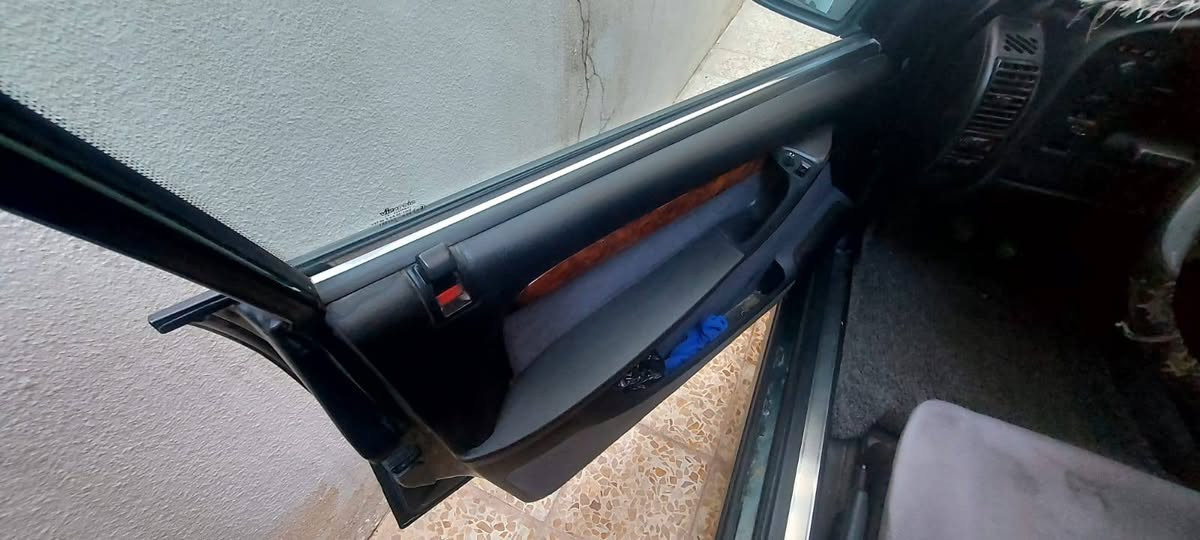 للبيع تفصيل ع خط ***********
