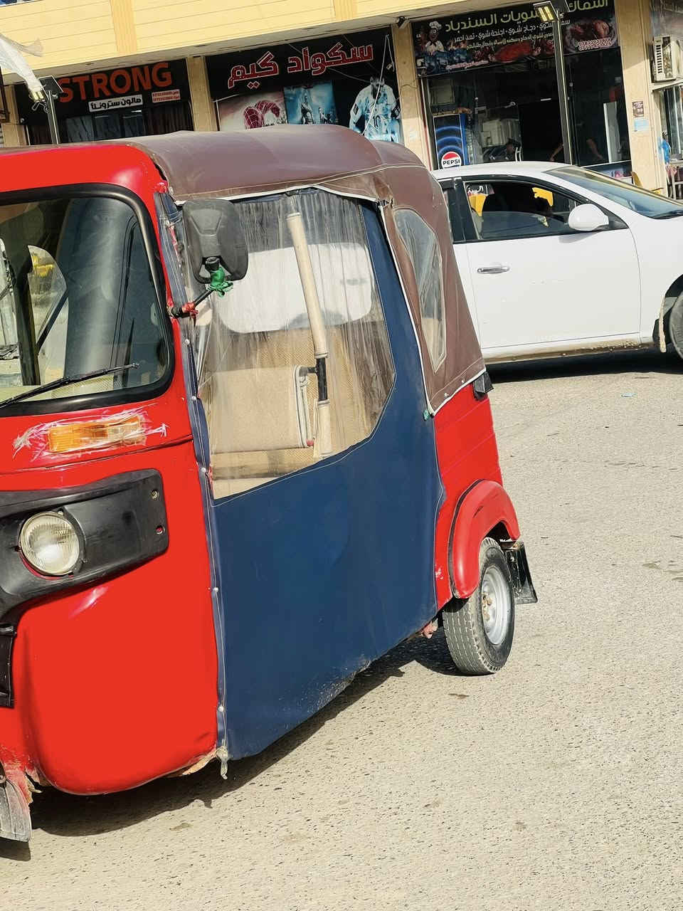 سلام عليكم تكتك للبيع موديل 2018/12/26 رقم وسنويه السعر 4500 و بيه مجال بسيط اذا مو شراي لاتعبني رحمه لهلك مكان واسط قضاء النعمانيه التواصل الاتصال***********
