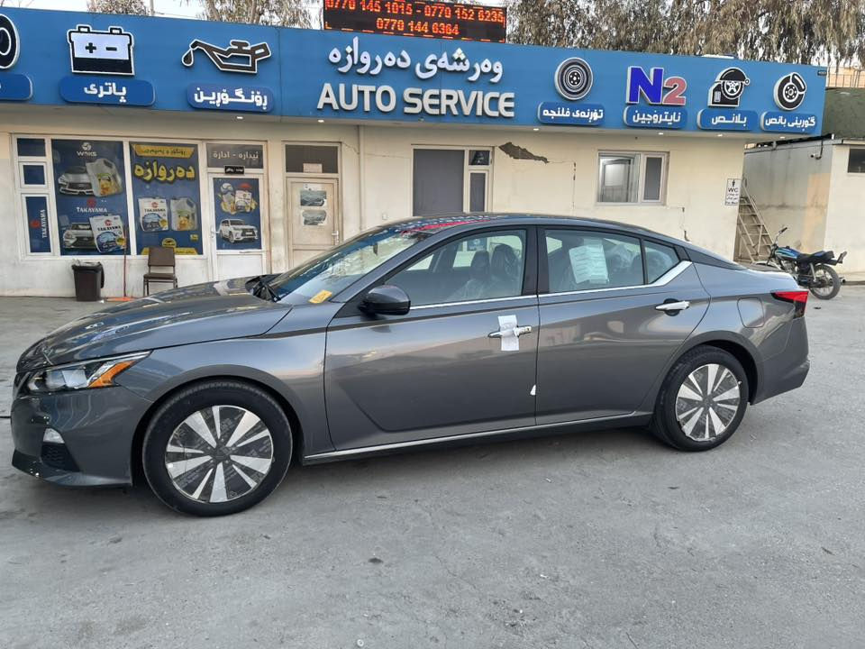 نيسان التيما موديل2019
سياره خليجي صفر شركة ميلانو 

السياره من الصفر يمي 2022 طلعته من الشركه وسياره من الصفر يمي لحد هسه

سياره كلين على وضع الشركه بيه فقط شخطين بسيط موضح بصوره

سياره كلشي بشرط الوكاله

عام2022 وكفت عليا سياره بدفترين و١٤ ورقه وموجود عقد يمي حد هسه وتعرفون هسه سوق شكد نازل وهسه عارضه السياره بسعر ميت مستحيل اكو 

بهيج سعر (خليجي)

لون نفطي

78000km

السعر150 ورقه قفل

رقم الهاتف ***********
رجاءا ماعندك معلومات عن وكاله ميلانو وسيارات خليجيه لاتعلق❤️🥰
